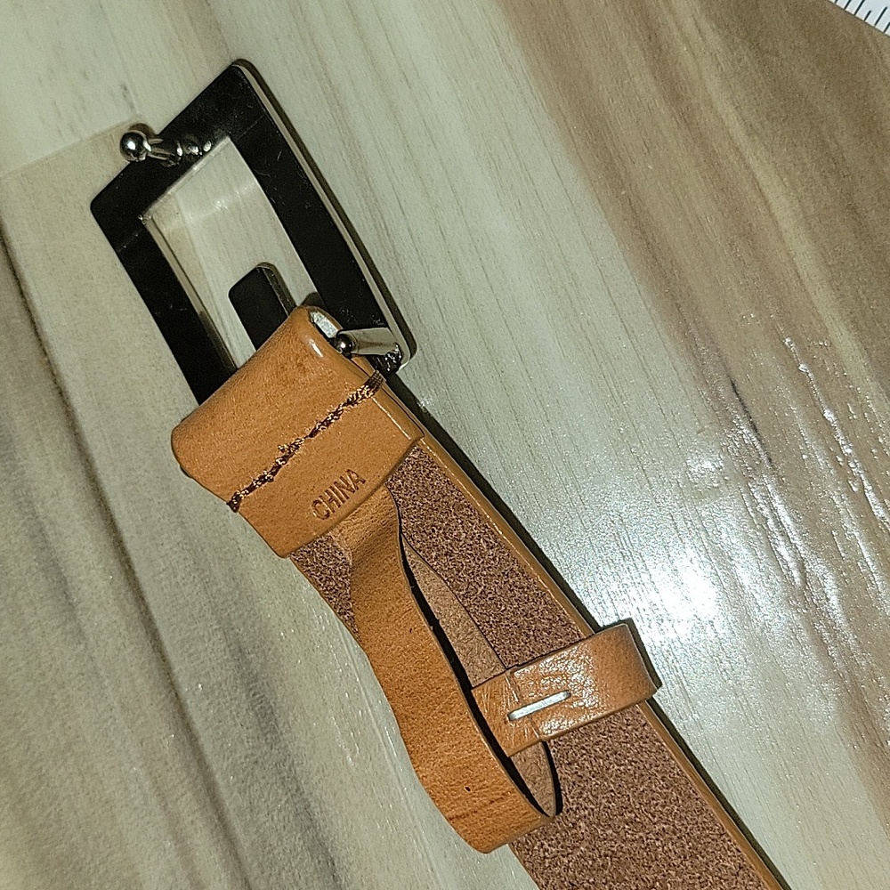 Guess Rhinestone Buckle & Camel Color Belt - Picture 14 of 16